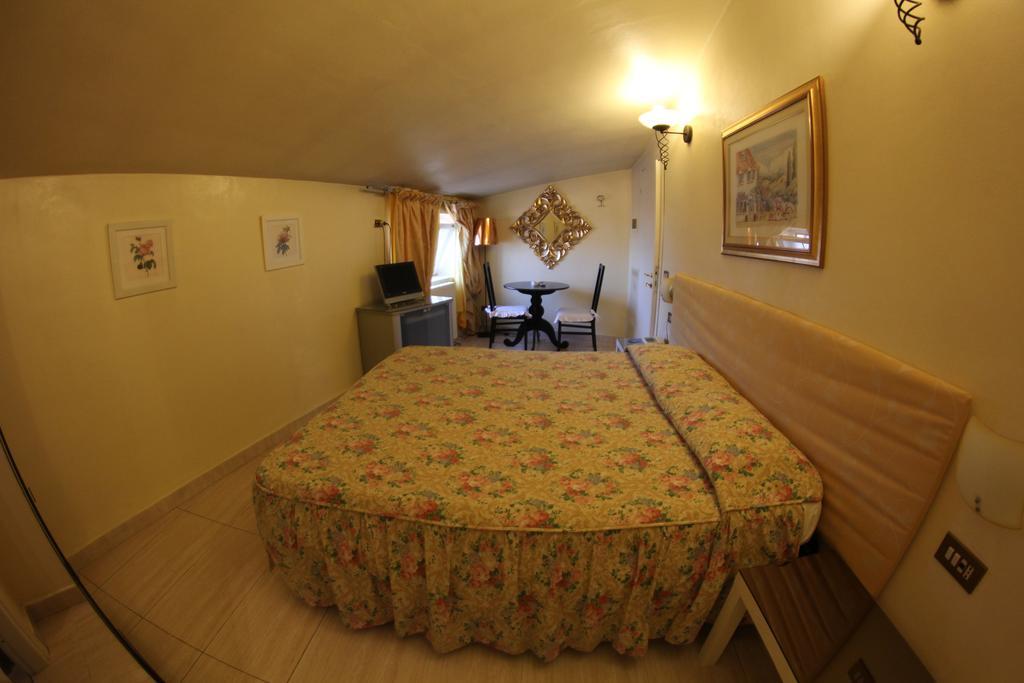 Hotel Europa Fiera Rho Zimmer foto