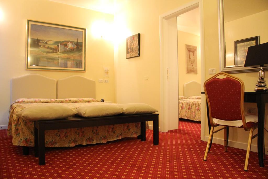 Hotel Europa Fiera Rho Zimmer foto